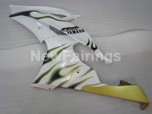 Cargar imagen en el visor de la galería, White and Golden Flame - YZF-R6 08-16 Fairing Kit