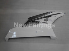 Cargar imagen en el visor de la galería, White and Grey Factory Style - YZF-R6 06-07 Fairing Kit