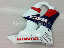 Cargar imagen en el visor de la galería, White and Red Blue Factory Style - CBR 900 RR 92-93 Fairing Kit
