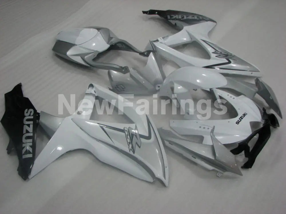 White and Silver Black Factory Style - GSX-R600 08-10 Fairing Kit