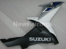 Cargar imagen en el visor de la galería, White and Silver Blue Factory Style - GSX-R750 11-24 Fairing Kit