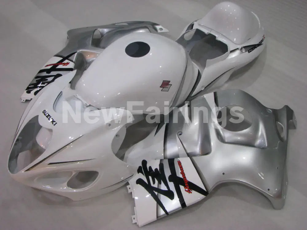 White and Silver Factory Style - GSX1300R Hayabusa 99-07 Fairing Kit