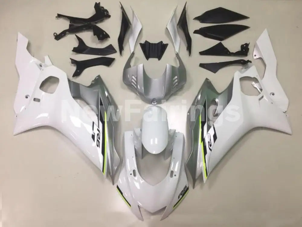 White and Silver Factory Style - YZF-R6 17-22 Fairing Kit