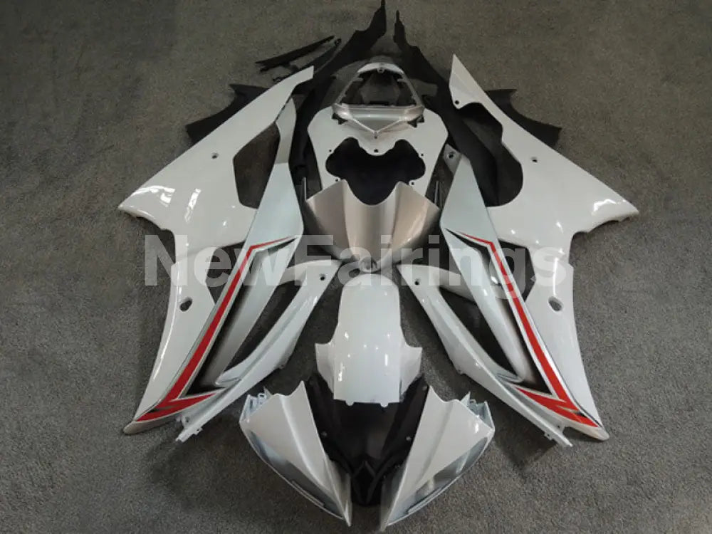 White and Silver Red No decals - YZF-R6 08-16 Fairing Kit