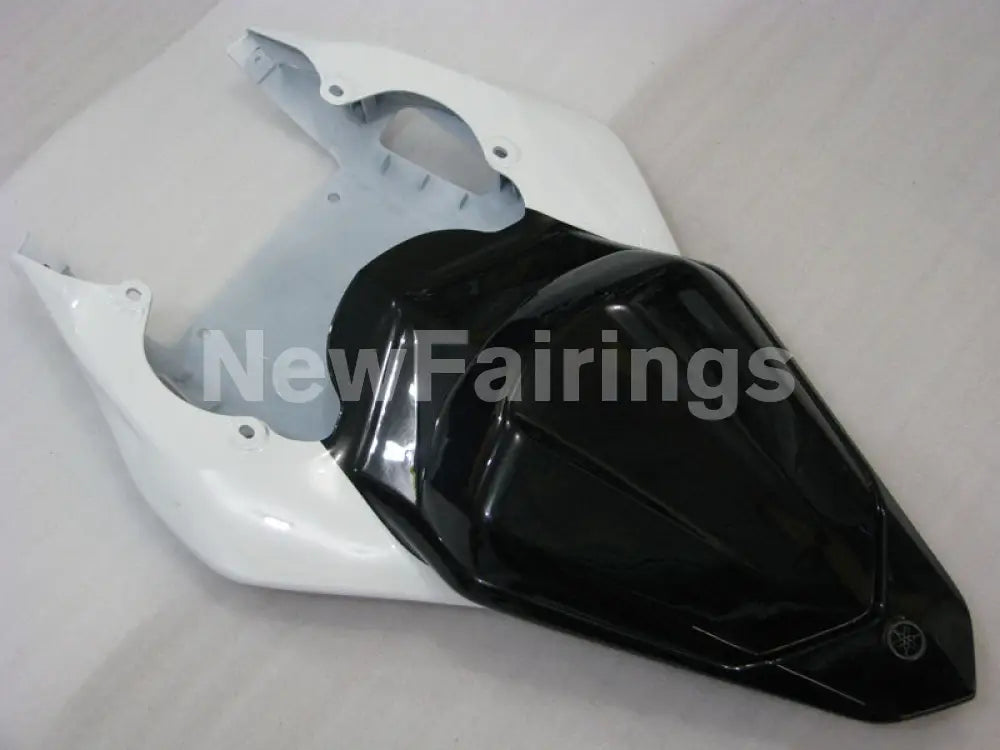 White and Wine Red Matte Black Factory Style - YZF-R6 06-07 Fairing Kit