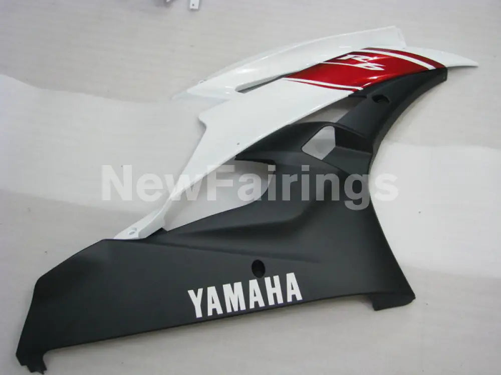 White and Wine Red Matte Black Factory Style - YZF-R6 06-07 Fairing Kit
