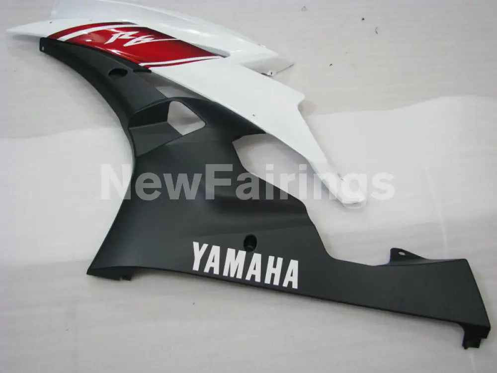 White and Wine Red Matte Black Factory Style - YZF-R6 06-07 Fairing Kit