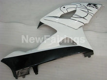 Cargar imagen en el visor de la galería, White Black Corona - GSX-R1000 05-06 Fairing Kit