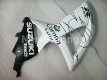 Cargar imagen en el visor de la galería, White Black Corona - GSX-R750 08-10 Fairing Kit