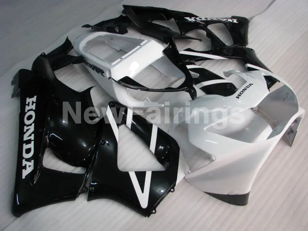 White Black Factory Style - CBR 929 RR 00-01 Fairing Kit