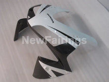 Cargar imagen en el visor de la galería, White and Black Factory Style - CBR600RR 05-06 Fairing Kit