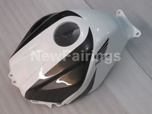 Cargar imagen en el visor de la galería, White and Black Factory Style - CBR600RR 05-06 Fairing Kit