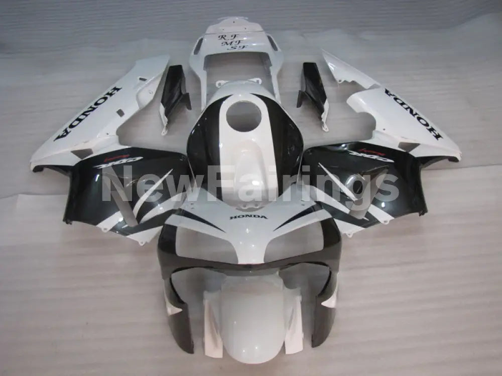 White and Black Factory Style - CBR600RR 05-06 Fairing Kit