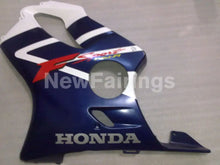 Cargar imagen en el visor de la galería, White and Blue Factory Style - CBR600 F4 99-00 Fairing Kit