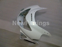 Cargar imagen en el visor de la galería, White and Blue Factory Style - CBR600 F4 99-00 Fairing Kit