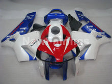 Cargar imagen en el visor de la galería, White Blue and Red Factory Style - CBR600RR 05-06 Fairing Kit