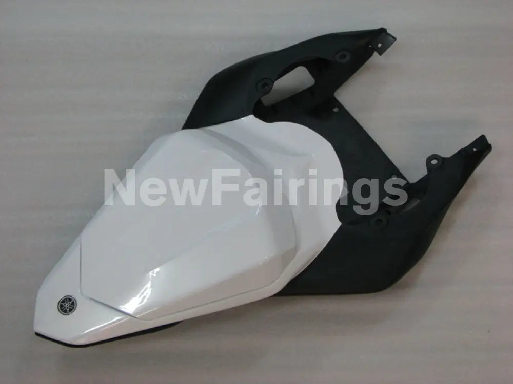 White Matte Black Factory Style - YZF-R6 06-07 Fairing Kit