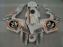 Cargar imagen en el visor de la galería, White and Orange Black Repsol - CBR600RR 05-06 Fairing Kit