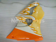 Cargar imagen en el visor de la galería, White and Orange Flame - NINJA ZX-6R 00-02 Fairing Kit