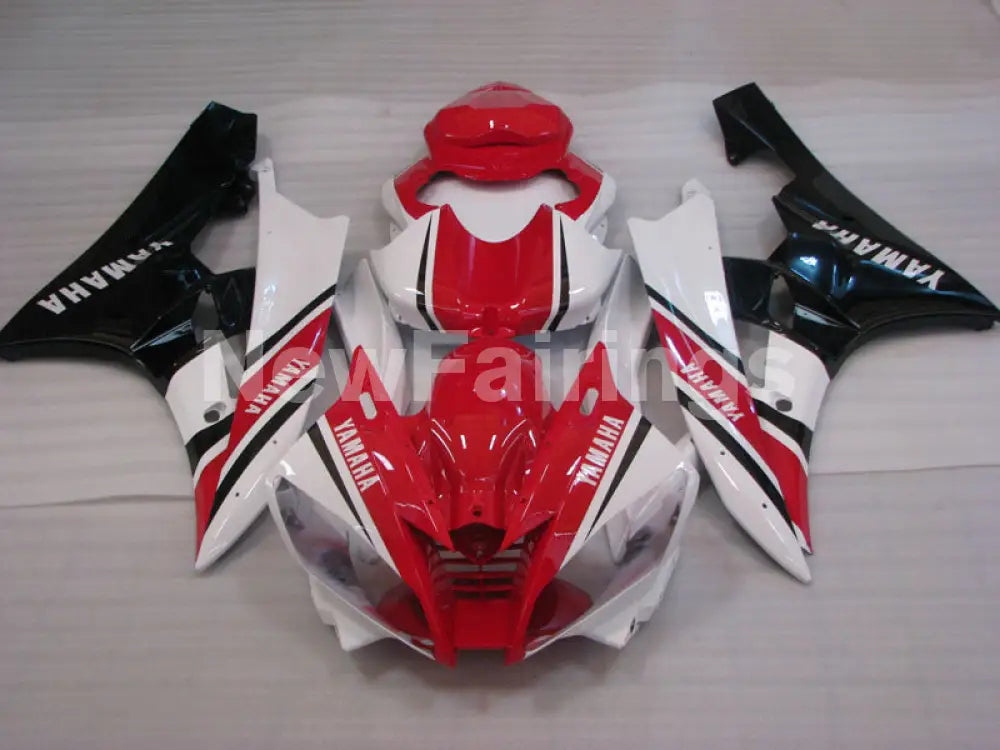 White Red and Black Factory Style - YZF-R6 06-07 Fairing Kit
