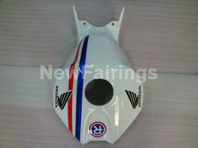 Cargar imagen en el visor de la galería, White and Red Blue Repsol - CBR1000RR 04-05 Fairing Kit