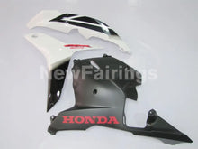 Cargar imagen en el visor de la galería, White and Red Factory Style - CBR600RR 09-12 Fairing Kit