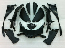 Cargar imagen en el visor de la galería, White and Red GiVi - CBR1000RR 08-11 Fairing Kit