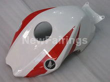 Cargar imagen en el visor de la galería, White and Red Green Castrol - CBR1000RR 08-11 Fairing Kit