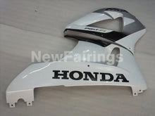 Cargar imagen en el visor de la galería, White and Silver Factory Style - CBR 929 RR 00-01 Fairing Kit