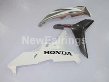 Cargar imagen en el visor de la galería, White and Silver Factory Style - CBR600RR 07-08 Fairing Kit