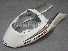 Cargar imagen en el visor de la galería, White Silver Factory Style - GSX1300R Hayabusa 99-07 Fairing Kit
